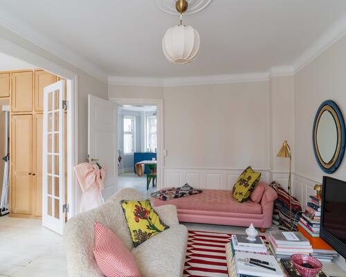 Lys og velindrettet 3-værelses lejlighed med moderne komfort