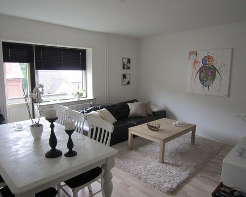 Dejlig nyere renoveret 2. værelses Lejlighed