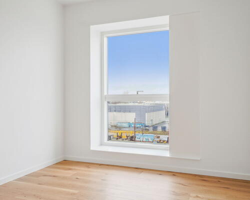 Flot moderne 4-værelses bolig med plads til hele familien og altan ud til gården - Ingen bindingsperiode!