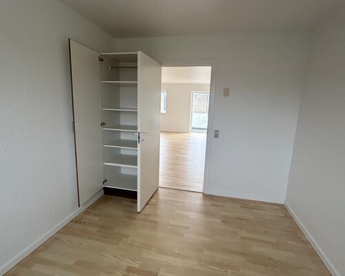Stor 1 sals lejlighed på Flaskehalsen, 5240 Odense NØ udlejes.