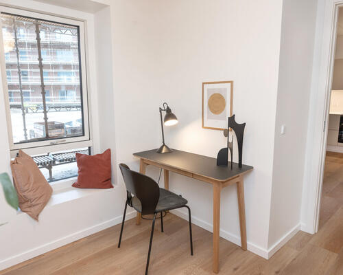 Unik 3-værelses lejlighed med fjordudsigt og stor altan