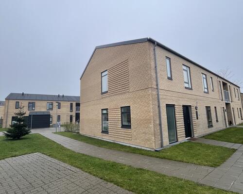 Nyopført Rækkehus til leje i Gistrup