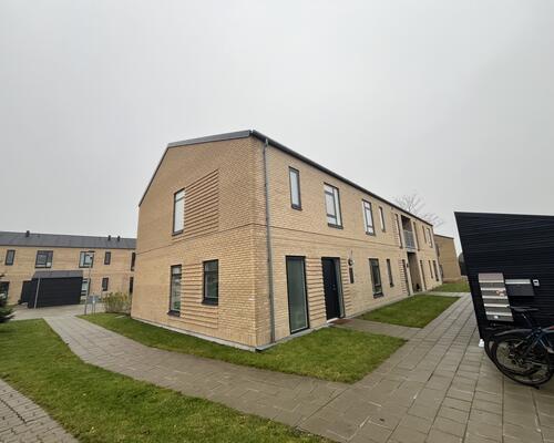 Nyopført Rækkehus til leje i Gistrup