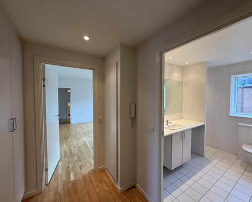 4 værelses lejlighed i København V