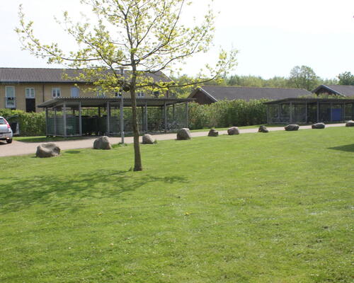 2 værelses lys lejlighed tæt på universitetet - KUN 1 MÅNEDS DEPOSITUM