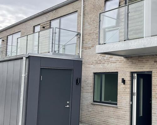 4 vær. rækkehus udlejes