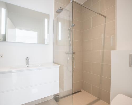 Flot enderækkehus i Hasseris Enge, til den store familie - husdyr tilladt