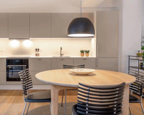 Lækker 4-værelses lejlighed i nybyggeri med stor altan