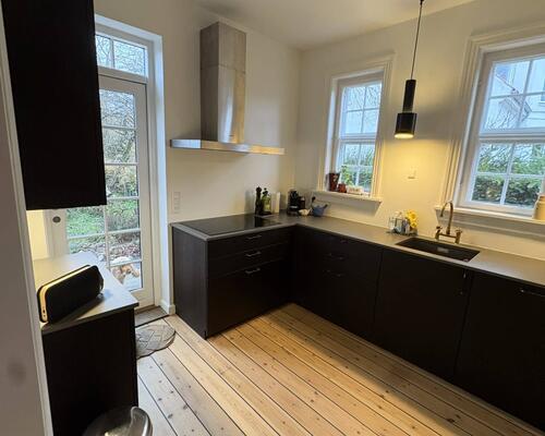 Flot møbleret villa med god beliggenhed | Hellerup