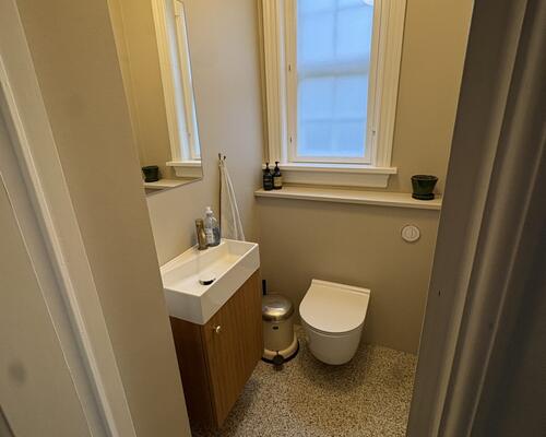 Flot møbleret villa med god beliggenhed | Hellerup