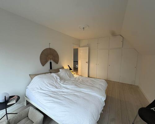 Flot møbleret villa med god beliggenhed | Hellerup