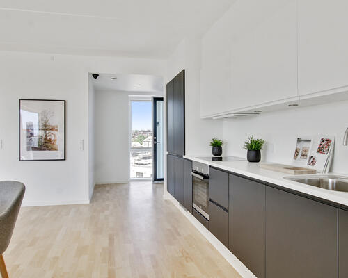 Skøn 4-værelses lejlighed i Ceresbyen