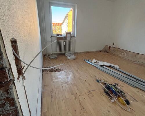 Total renoveret lejlighed med mange indretningsmuligheder