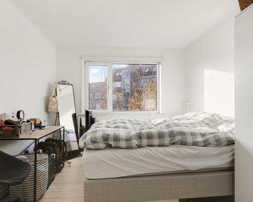 Stor 3-værelses i Skolegade