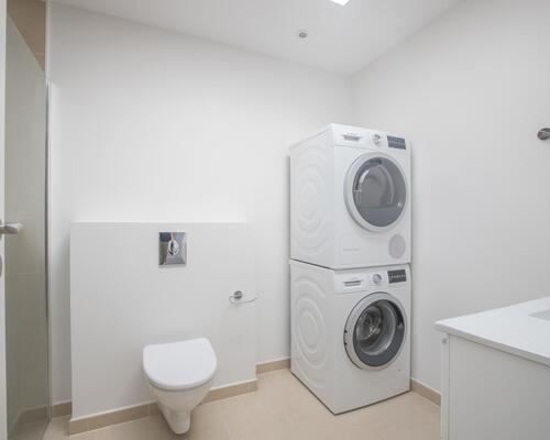 Flot enderækkehus i Hasseris Enge, til den store familie - husdyr tilladt