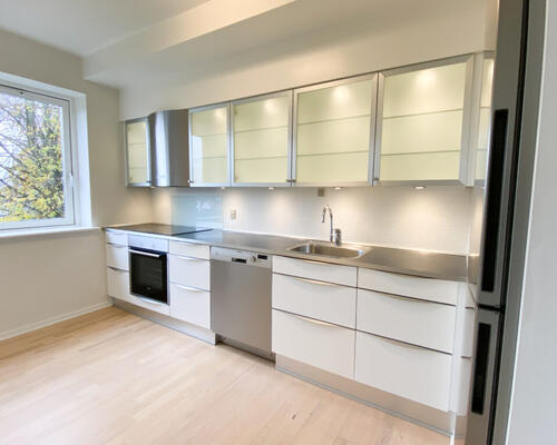 Rummelig 2-værelses lejlighed i Nørresundby