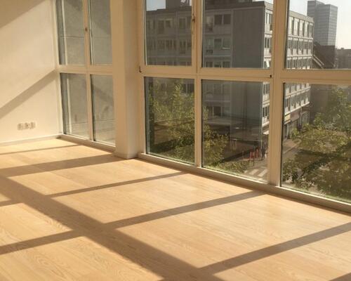 Lys og rummelig 1-værelses lejlighed med fantastisk udsigt over Aarhus