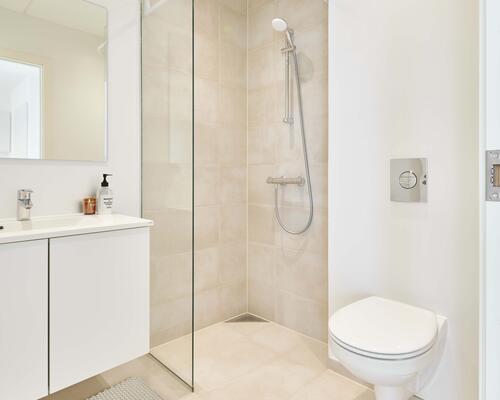 Delevenlig 3-værelses med altan og tæt på Aarhus C