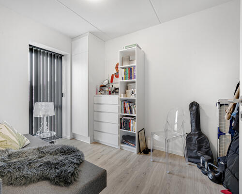 Fed 3-værelses lejlighed med walk-in og stor altan på Eternitten