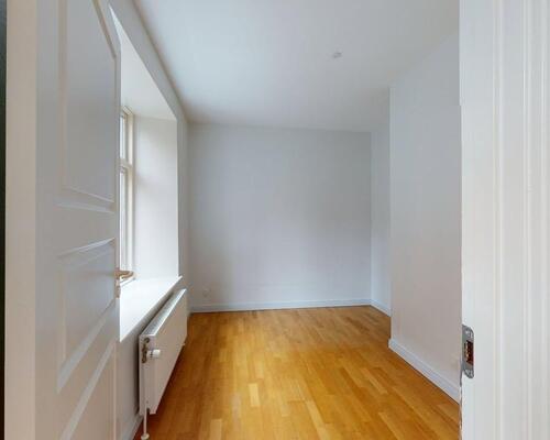 Central lejlighed i Aalborg med to værelser og gode faciliteter