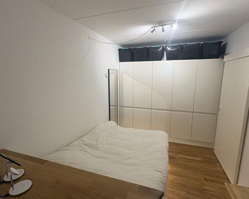 Skøn 2'er i nyere ejendom