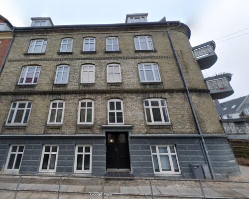 Lys og rummelig 3-værelses lejlighed i Aalborgs Vesby