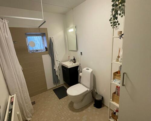 Stor 1-værelses med central beliggenhed.