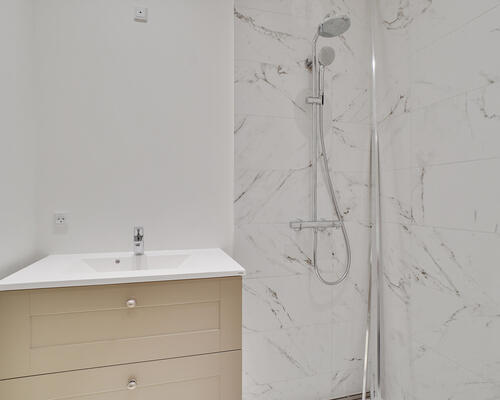 3 værelses lejlighed på hele 165 m² beliggende tæt på fjorden.