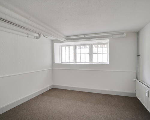 3 værelses lejlighed på hele 165 m² beliggende tæt på fjorden.