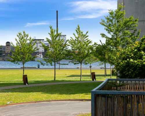 3 værelses lejlighed på hele 165 m² beliggende tæt på fjorden.