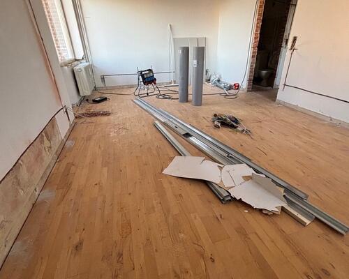 Total renoveret lejlighed med mange indretningsmuligheder