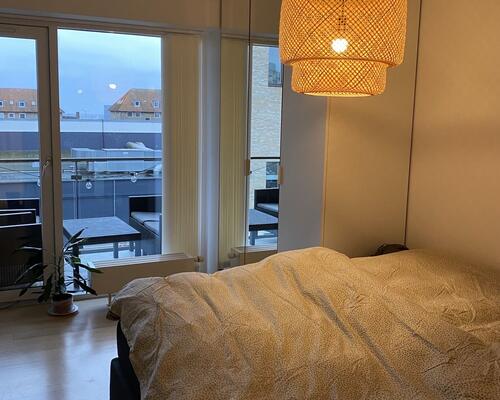 Delevenlig lejlighed med stor altan