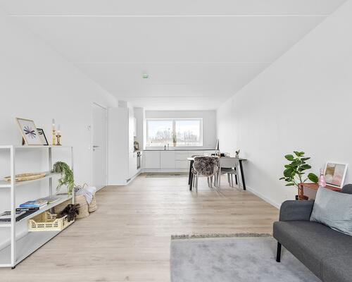 Lækker 2-vær. lejlighed med egen terrasse i nyopført ejendom i Hasselager.