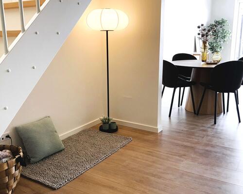 Skønt 4-værelses rækkehus på 106 m2 (93 m2 BBR) i 2-plan.