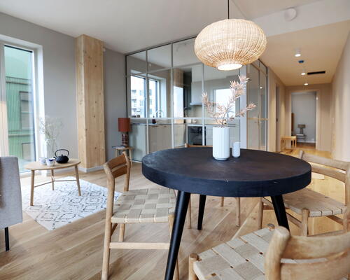 Kronen i UN17 Village - Fokus på det sunde liv - Stor 5 vær. familiebolig med altan