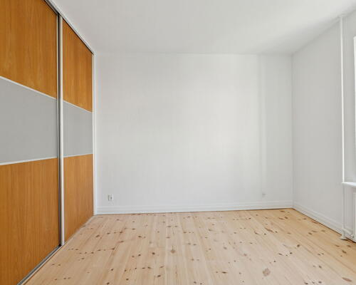 Lys 2-værelses på Valdemarsgade – 52 m2 tæt på midtbyen og havnefronten