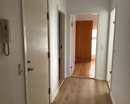 Nyistandsat 3 vær. lejlighed i centrum.