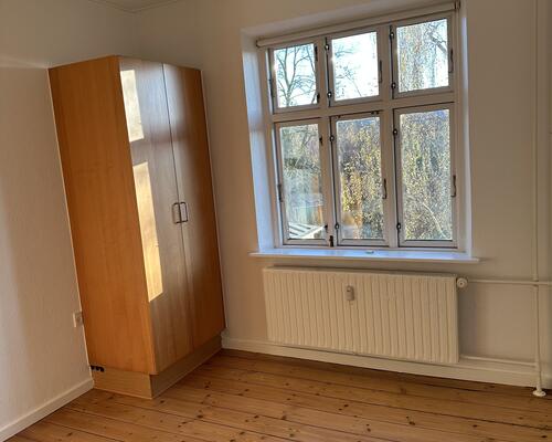 Nyistandsat 3 vær. lejlighed i centrum.