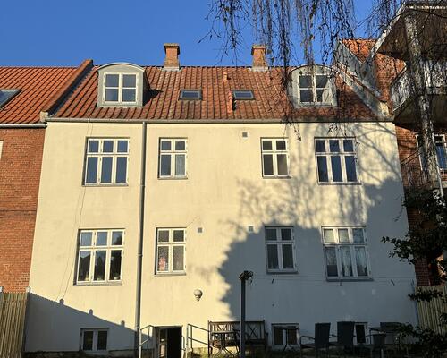 Nyistandsat 3 vær. lejlighed i centrum.