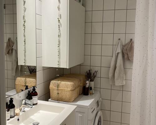 Delevenlig lejlighed med stor altan