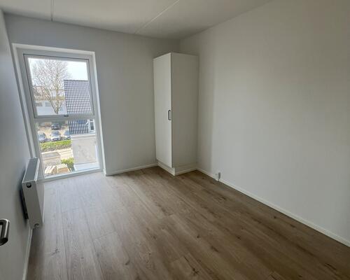 Ny lejlighed med egen altan