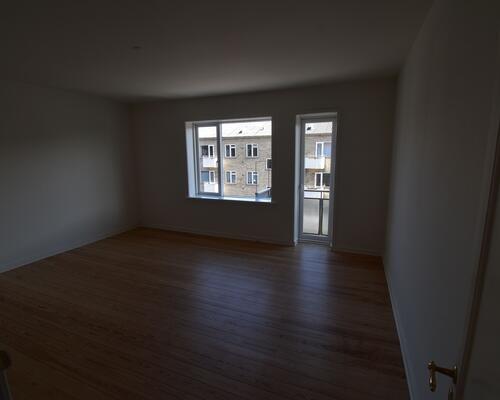 Delevenlig 2er med altan