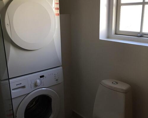 Hyggelig 2 værelses lejlighed