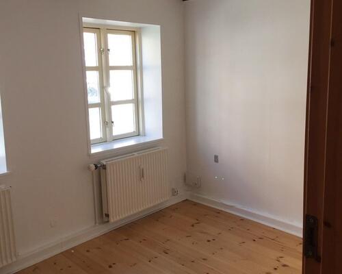 Hyggelig 2 værelses lejlighed