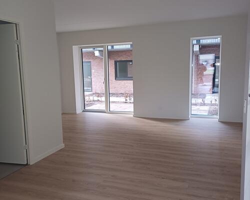 Lys 2-værelses lejlighed i Asani Haven