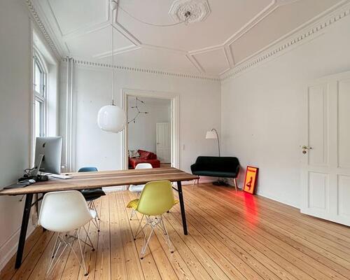 Stor delevenlig lejlighed i M.P.Bruuns gade midt på Frederiksbjerg