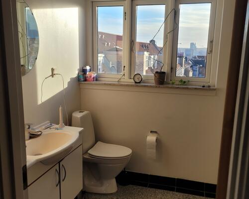 Unik lejlighed på øverste etage - Trøjborgs bedste beliggenhed