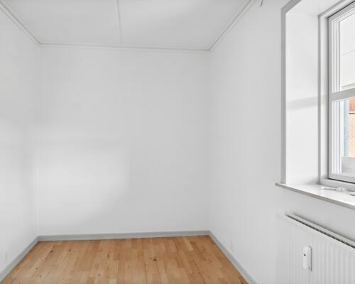 Moderne og indflytningsklar lejlighed