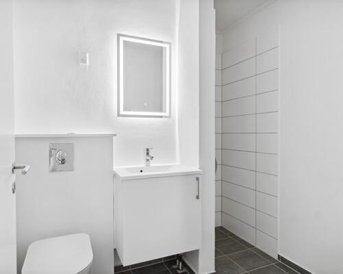 Moderne og indflytningsklar lejlighed