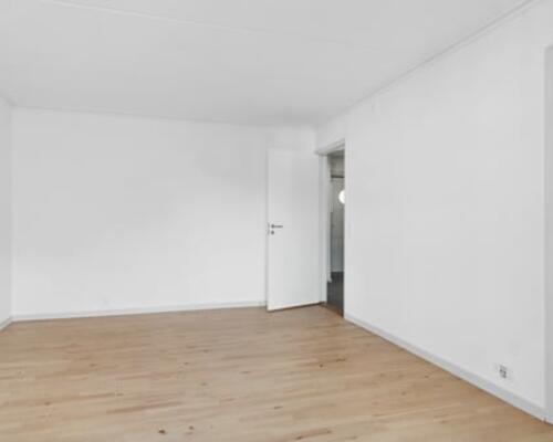 Vil du bo centralt i Vejle i en nyrenoveret lejlighed?